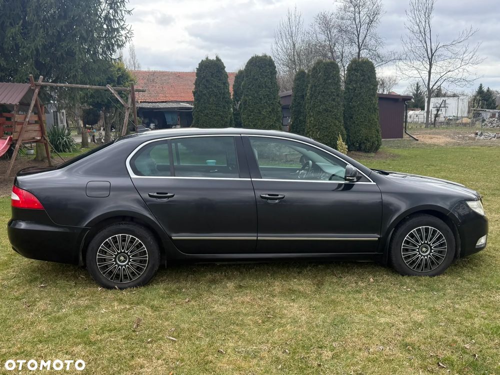 Skoda Superb 2.0 TDI Elegance - 2