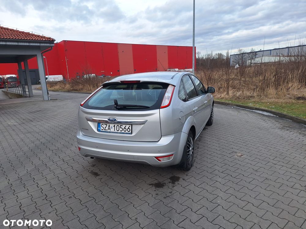 Ford Focus 1.6 Ti-VCT Ghia - 6
