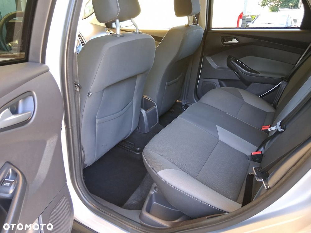 Ford Focus - 13