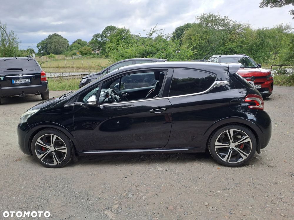 Peugeot 208 1.6 THP GTi - 5