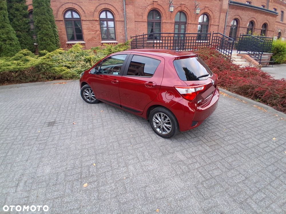 Toyota Yaris 1.5 Premium - 9
