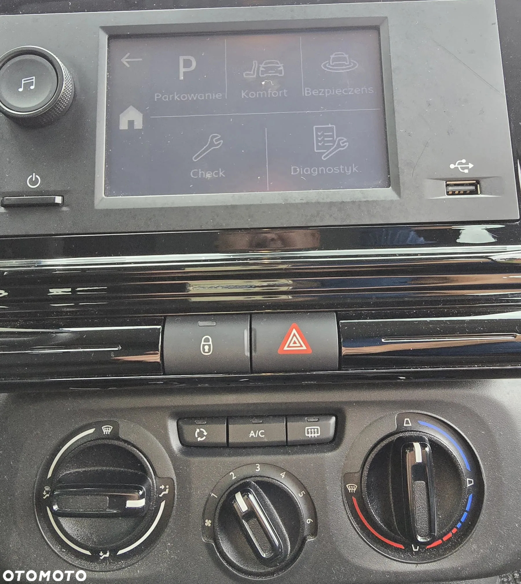 Citroën C3 1.2 PureTech Feel - 19
