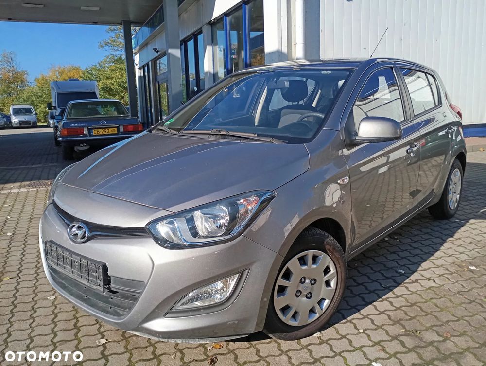Hyundai i20 1.2 Trend - 2