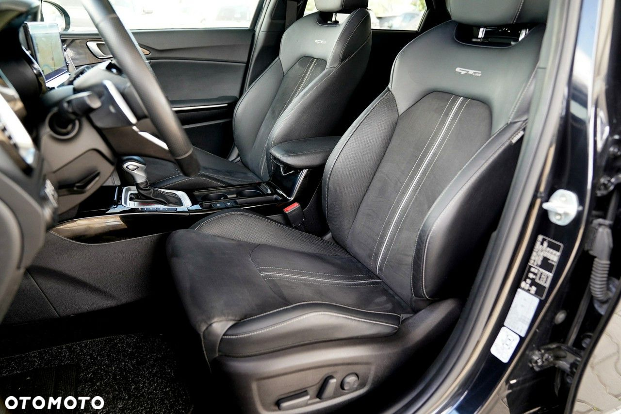 Kia ProCeed - 25