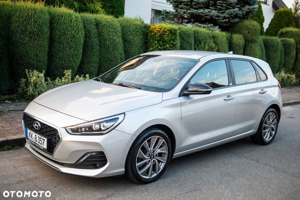 Hyundai i30 1.4 T-GDI YES - 10
