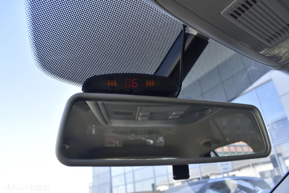 Volkswagen Golf 1.2 TSI BMT Comfortline - 14