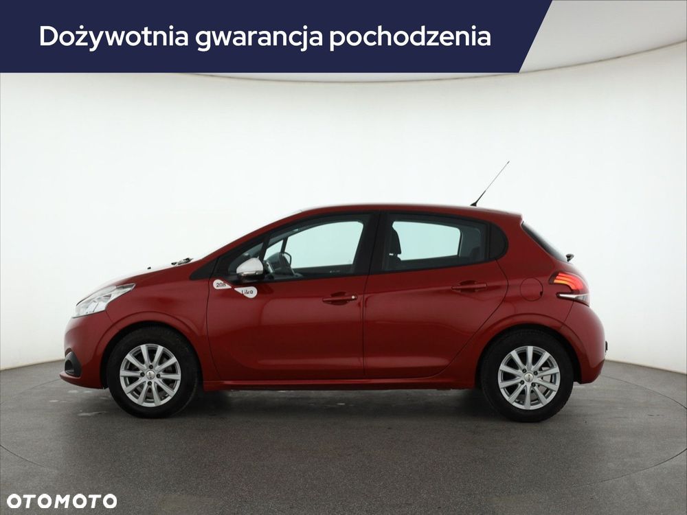 Peugeot 208 - 4