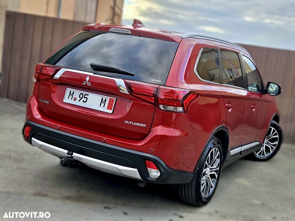 Mitsubishi Outlander 2.2 DI-D 4WD Automatik Top - 8