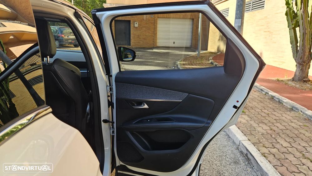 Peugeot 3008 1.6 BlueHDi GT Line EAT6 - 30