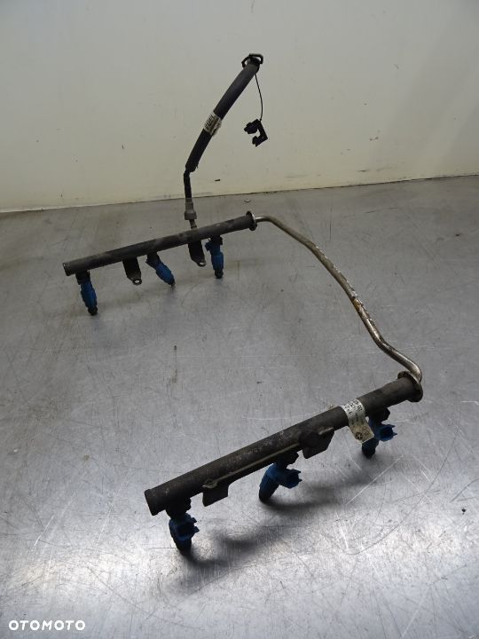 JEEP CHEROKEE KJ LIBERTY 01-05 3.7 LISTWA WTRYSKOWA - 1
