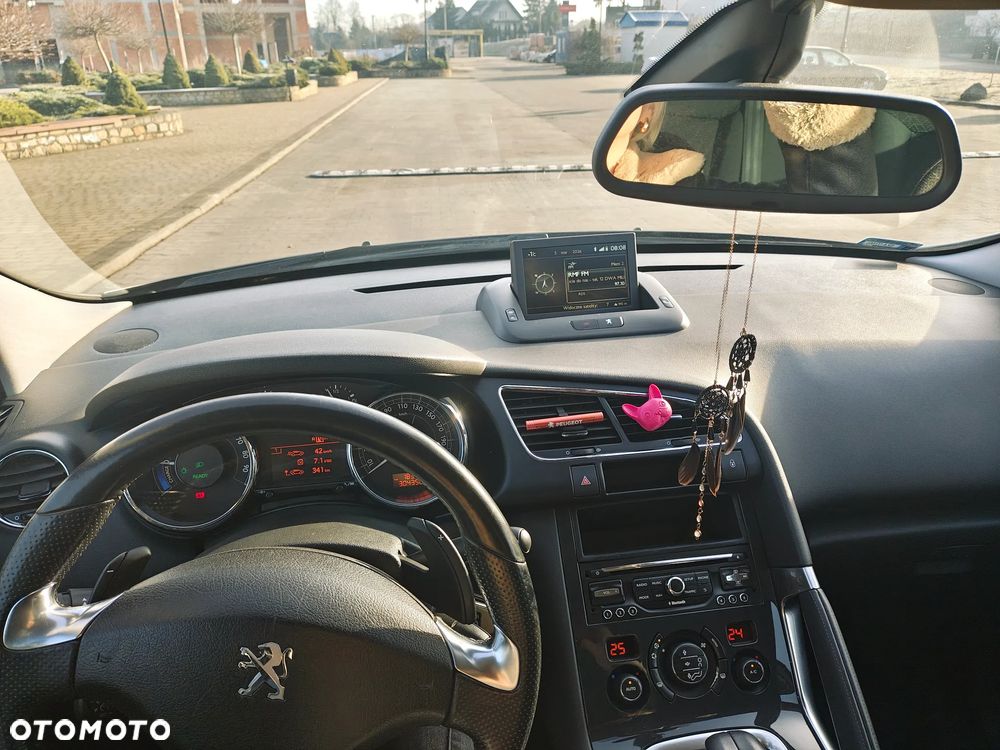 Peugeot 3008 2.0 HDi HYbrid4 - 13