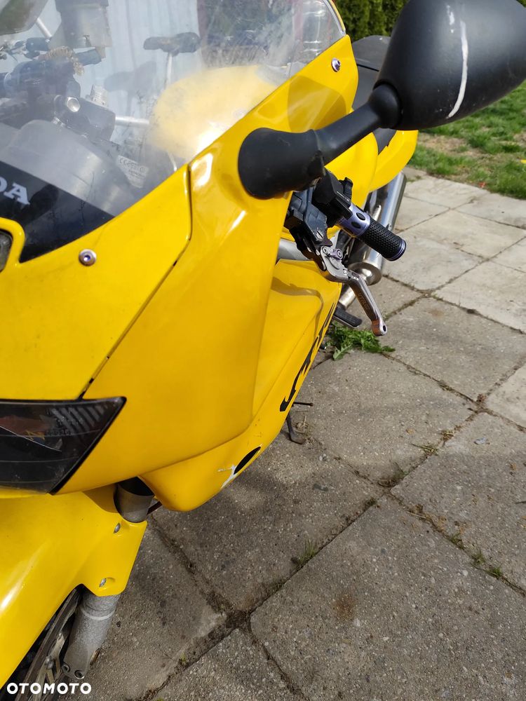 Honda VTR - 26
