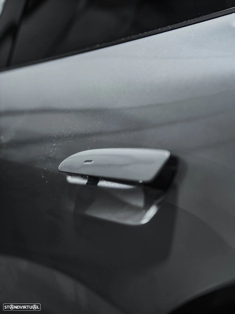 Porsche Taycan Cross Turismo 4 - 20