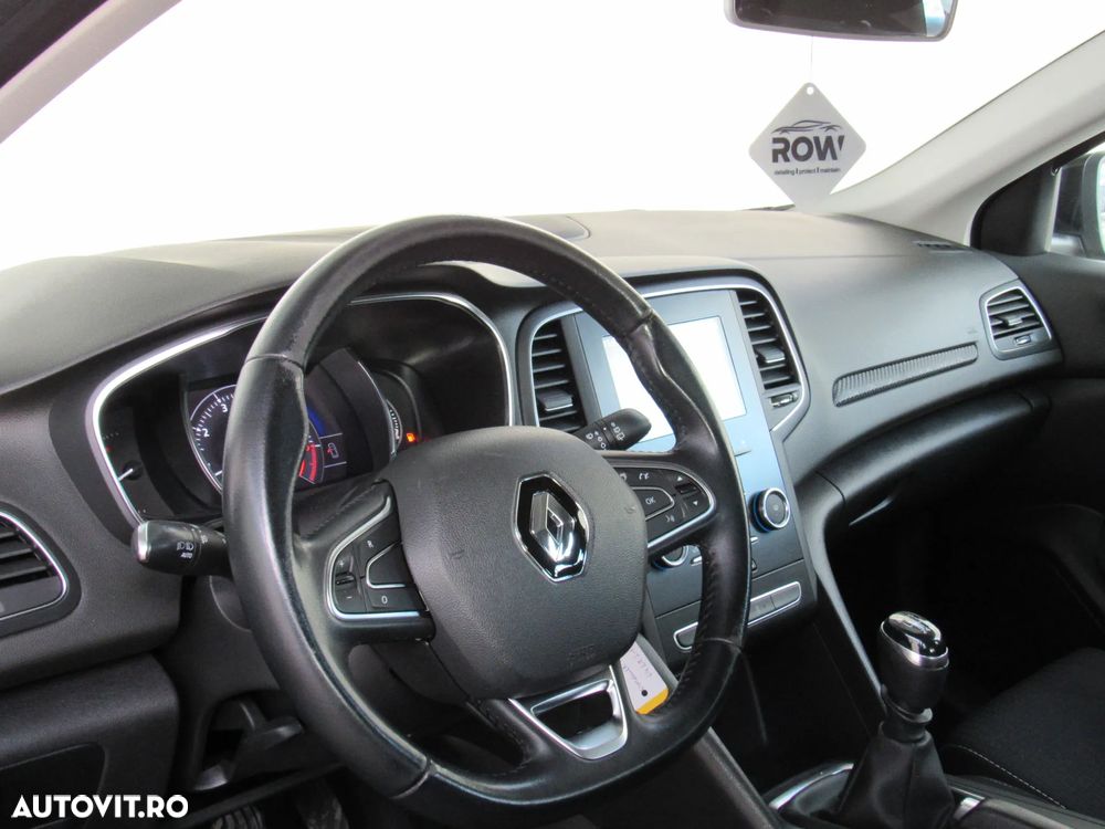 Renault Megane TCe GPF Business - 25