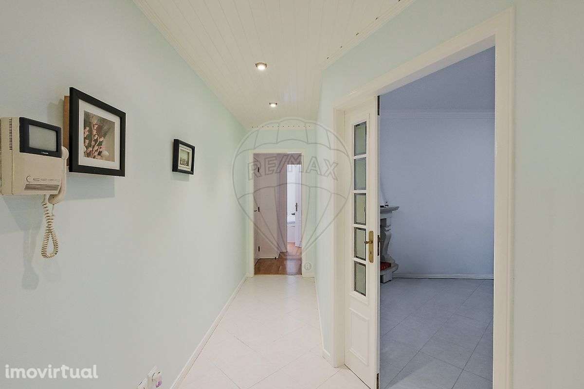 Apartamento T2 para venda - Grande imagem: 2/38