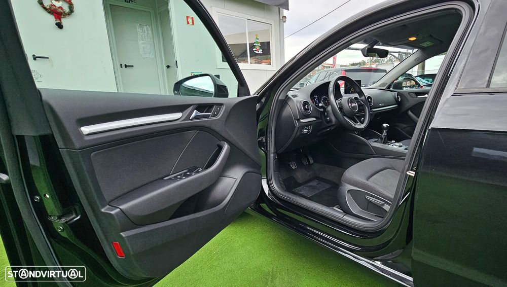 Audi A3 Sportback 1.6 TDI - 17