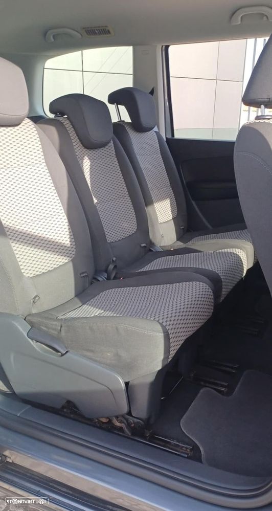 VW Sharan 2.0 TDI Confortline - 20