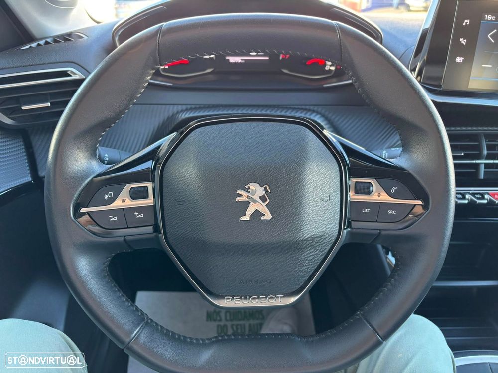 Peugeot 208 1.2 PureTech Active Pack - 21