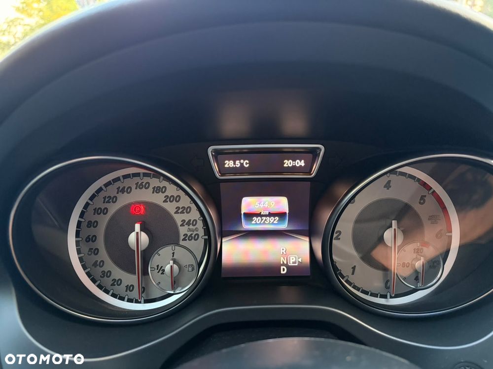 Mercedes-Benz CLA 200 (CDI) d 7G-DCT - 19
