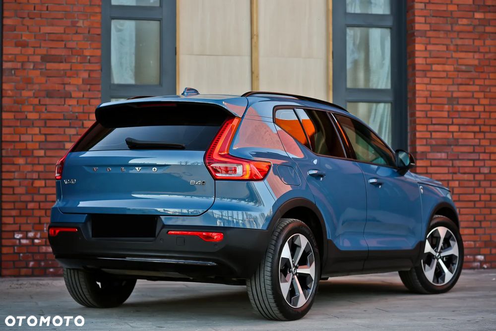 Volvo XC 40 B4 B AWD DKG Ultimate Bright - 14