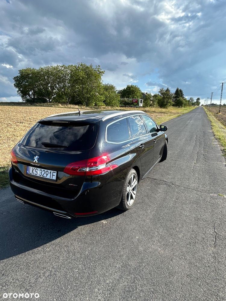 Peugeot 308 2017 photo 4