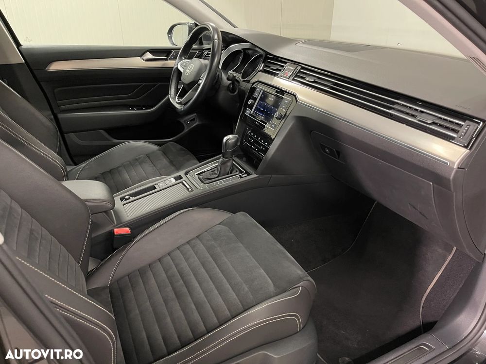 Volkswagen Passat 2.0 TDI DSG Highline - 10