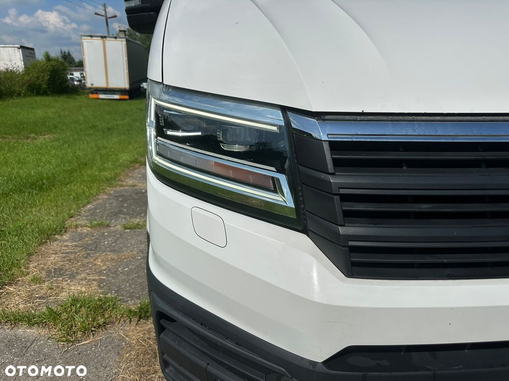 Volkswagen Crafter MAXI L4 2.0 diesel 177kM 2018 rok, WEBASTO, HAK, KAMERA-PEŁNA OPCJA WYPOSAŻENIA! - 22