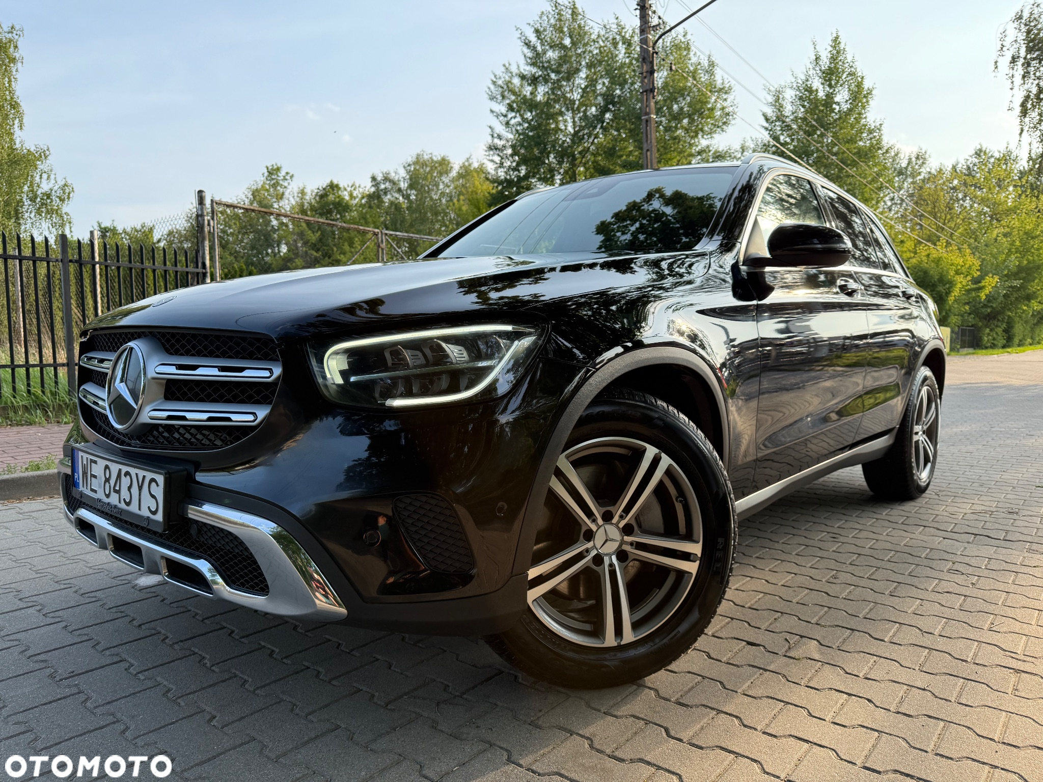 Mercedes-Benz GLC 200 d 4-Matic Business Edition - 3