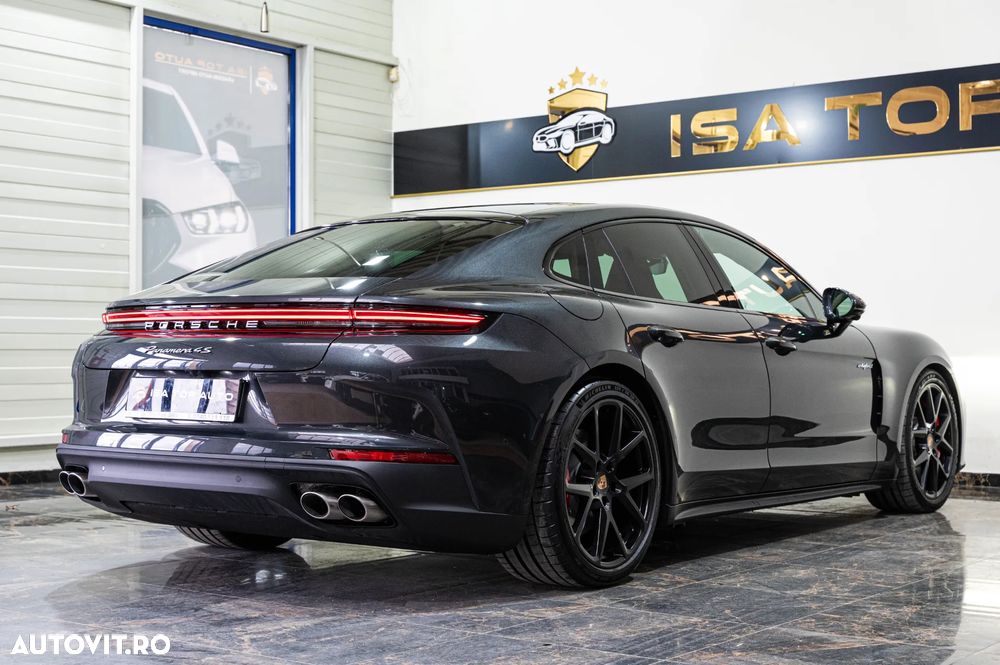 Porsche Panamera - 3