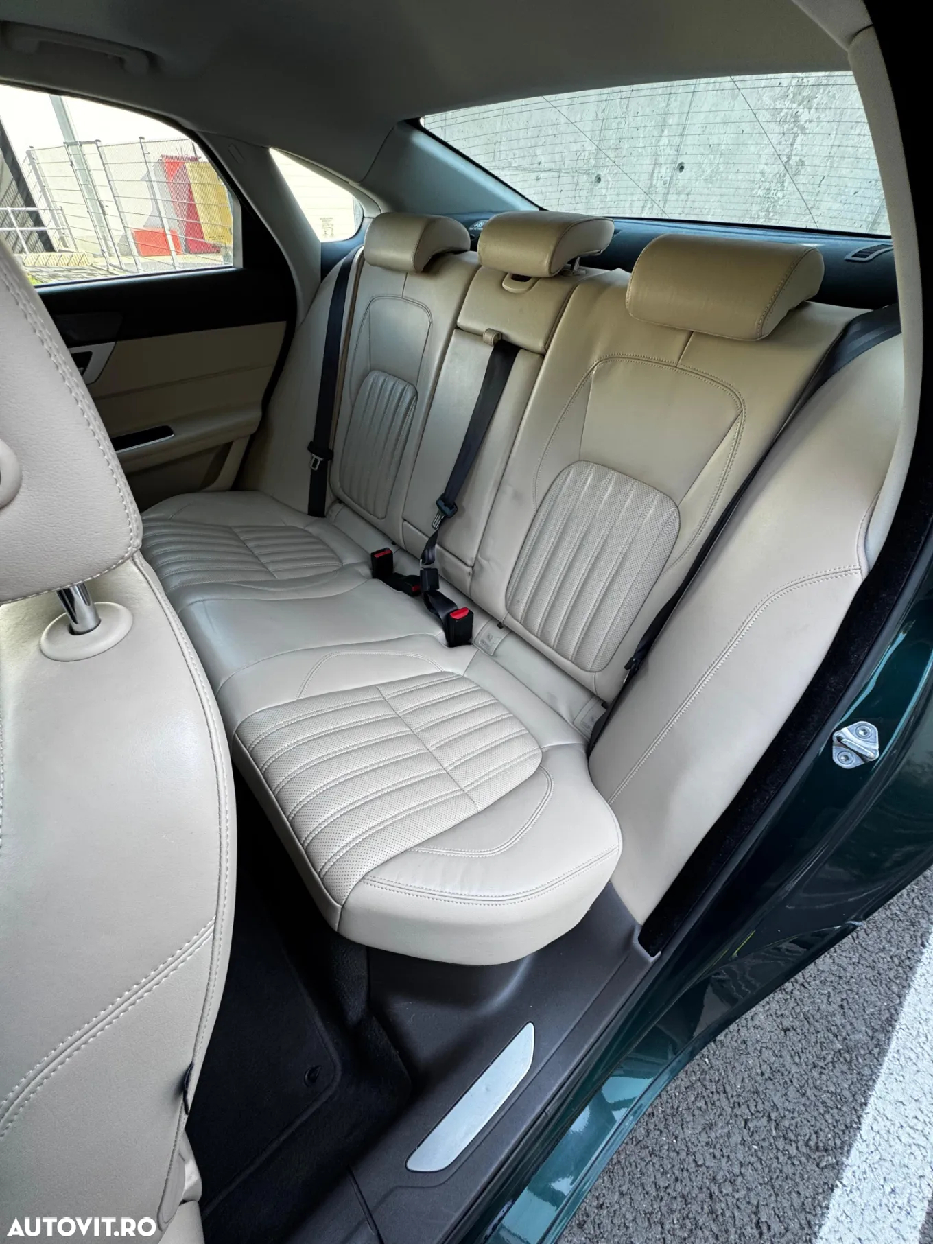 Jaguar XF 20d AWD Aut. Portfolio - 17