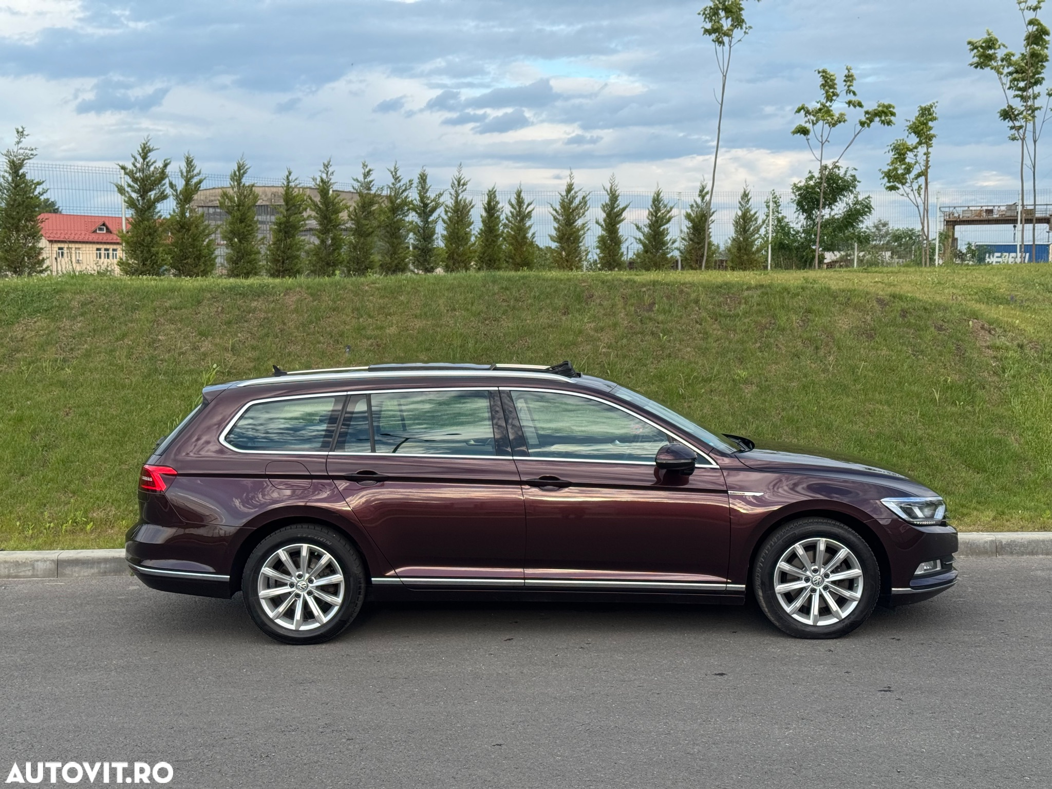 Volkswagen Passat Variant 2.0 TDI DSG 4Motion Highline - 13