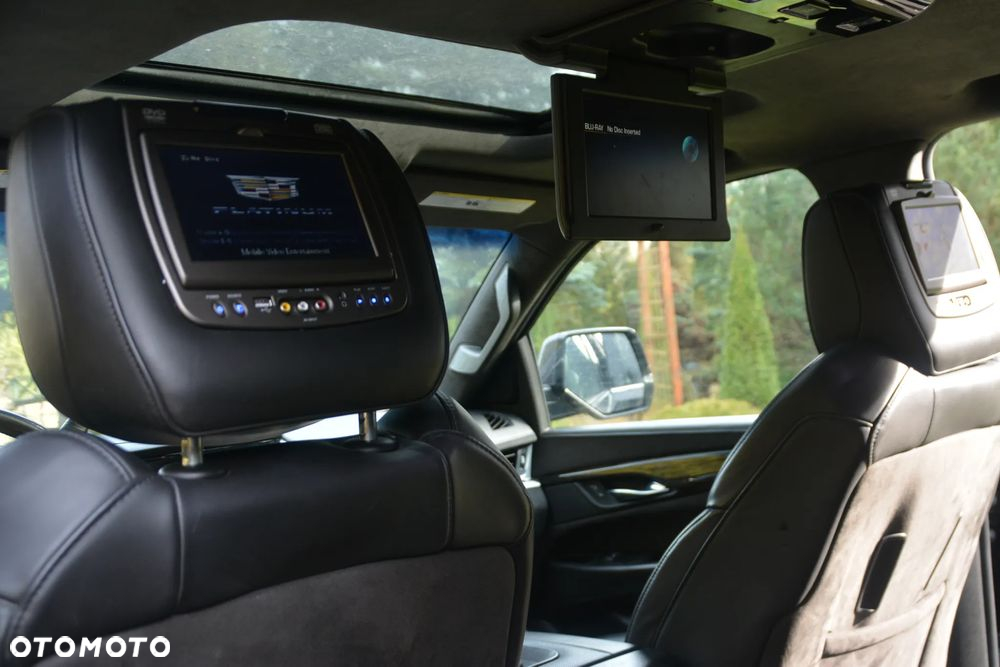 Cadillac Escalade - 13
