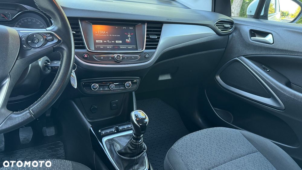 Opel Crossland X - 17