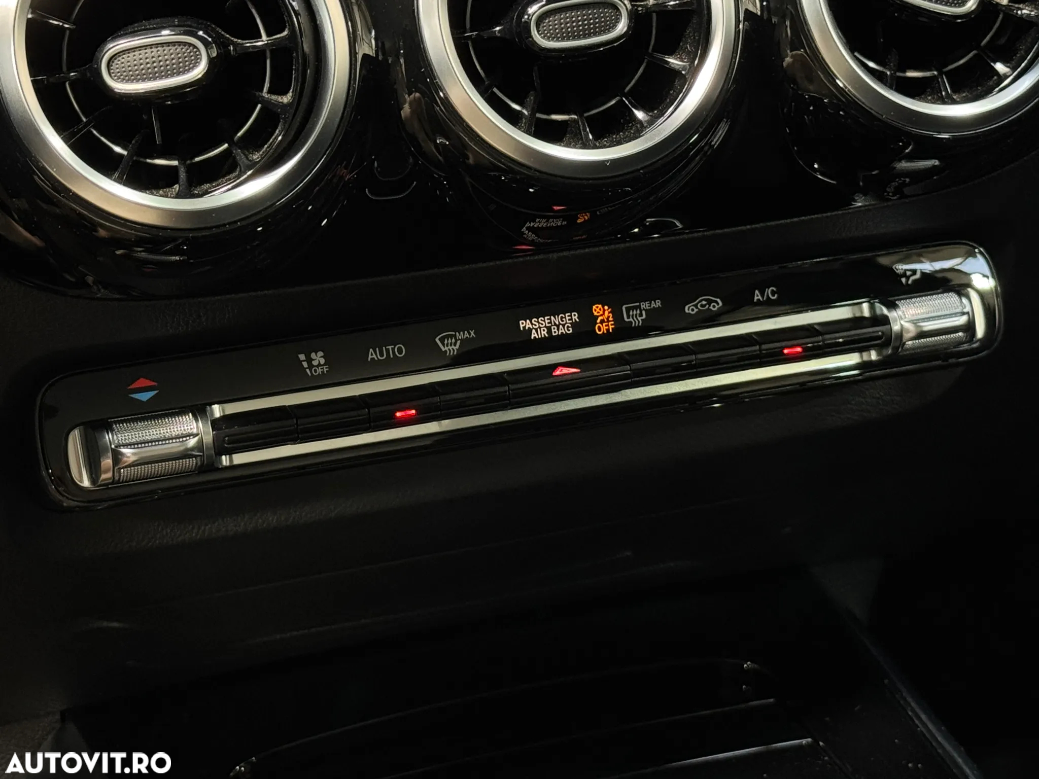 Mercedes-Benz GLA 200 Aut. - 22