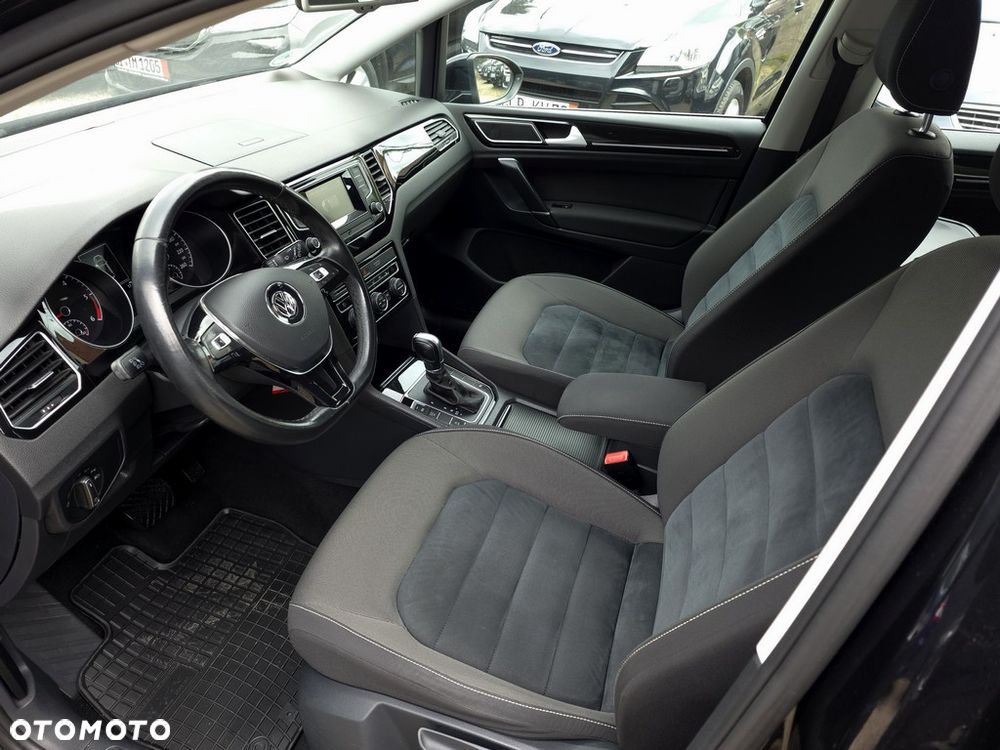 Volkswagen Golf Sportsvan - 12