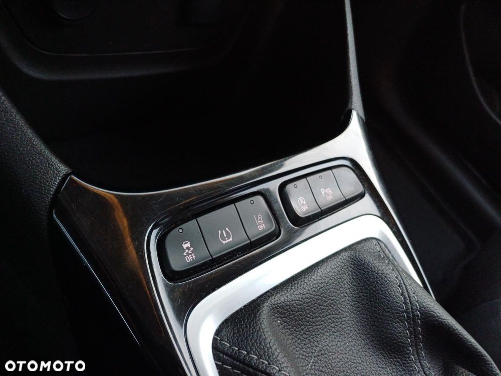 Opel Crossland X 1.2 T Enjoy S&S - 26