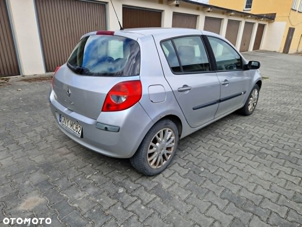 Renault Clio - 5