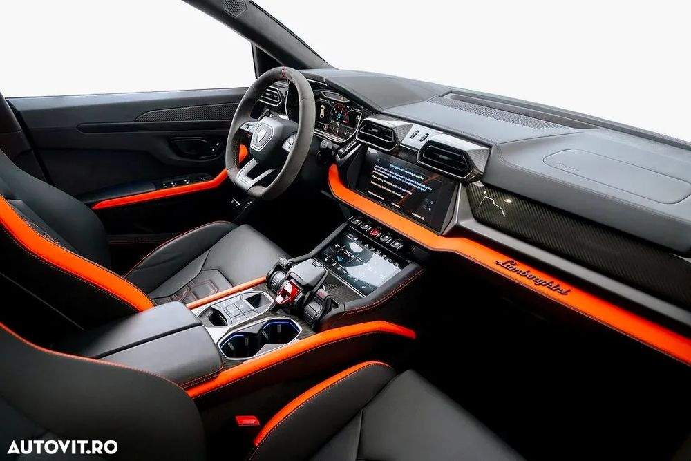 Lamborghini URUS - 8