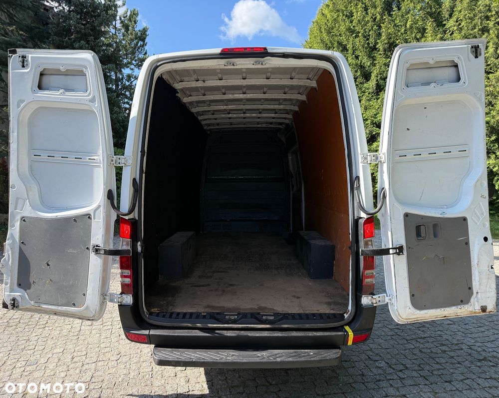 Mercedes-Benz Sprinter - 6