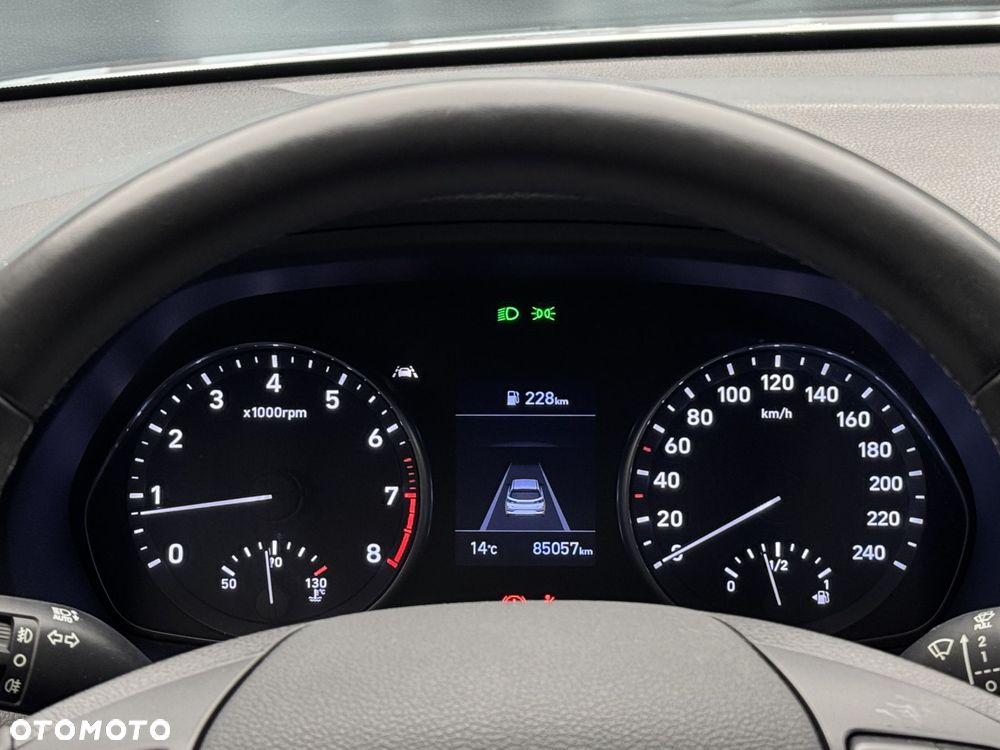 Hyundai i30 1.5 DPI Classic + - 18