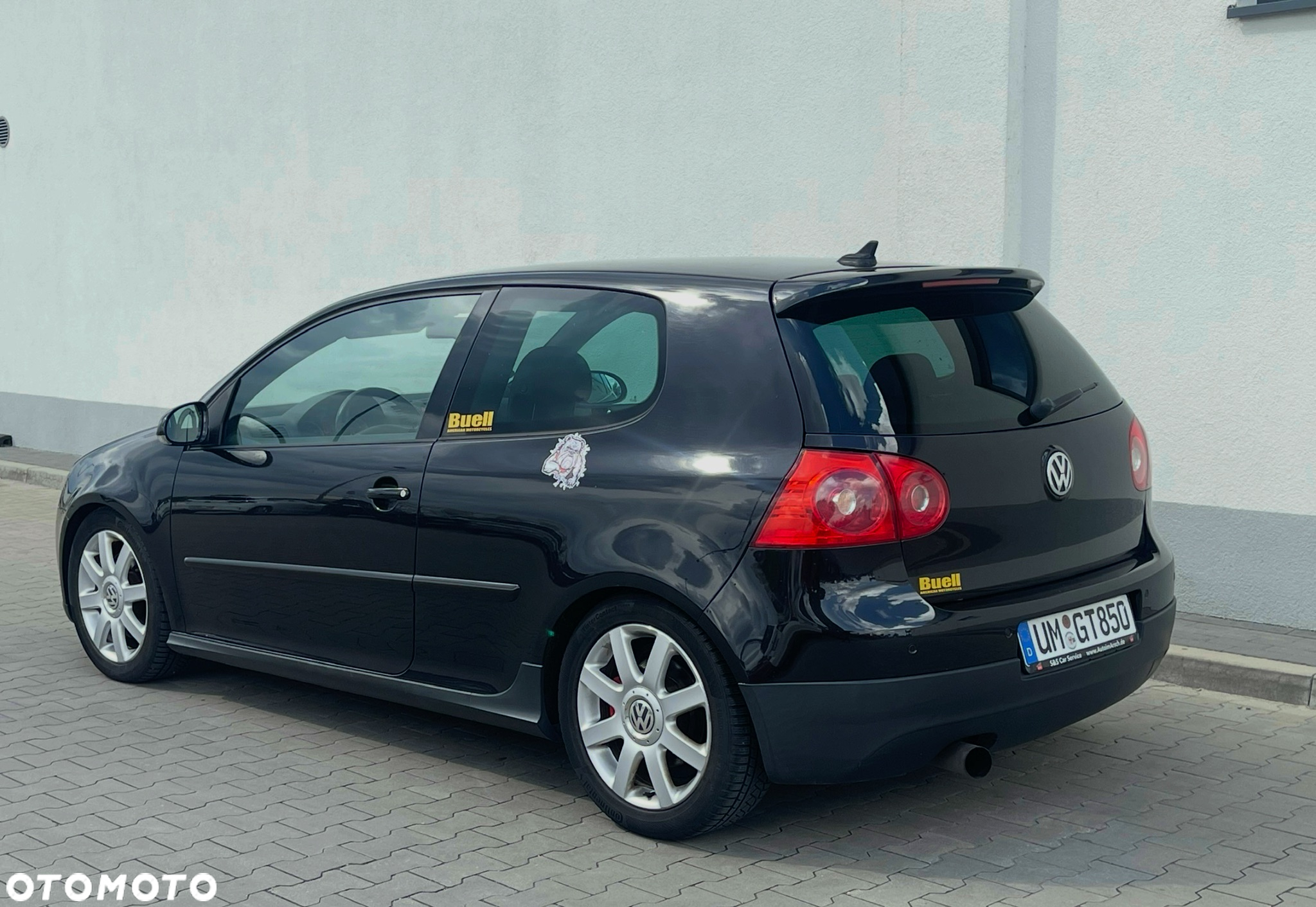 Volkswagen Golf - 10