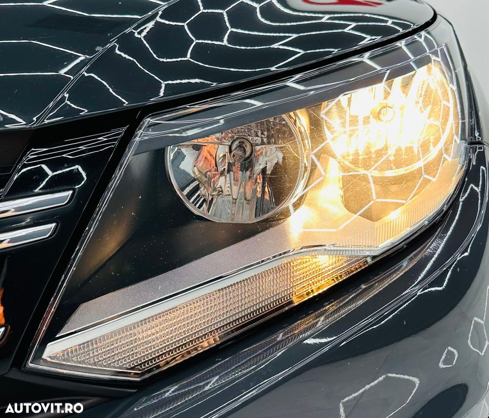 Volkswagen Tiguan 2.0 TDI SCR BlueMotion Technology Trend & Fun - 11