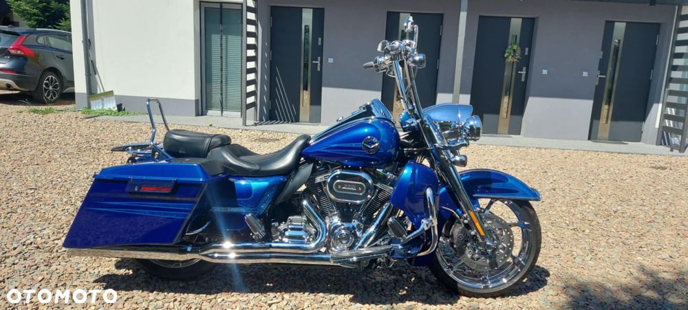 Harley-Davidson Touring Road King - 2