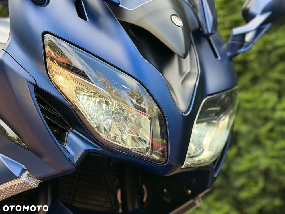 Yamaha FJR - 22