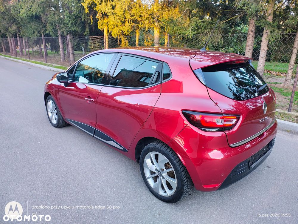 Renault Clio - 7