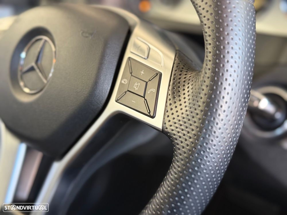 Mercedes-Benz E 250 CDi Avantgarde BlueEfficiency Auto - 37