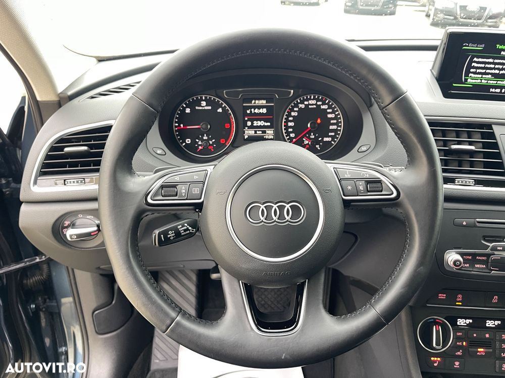 Audi Q3 2.0 TDI Quattro Stronic Design - 37