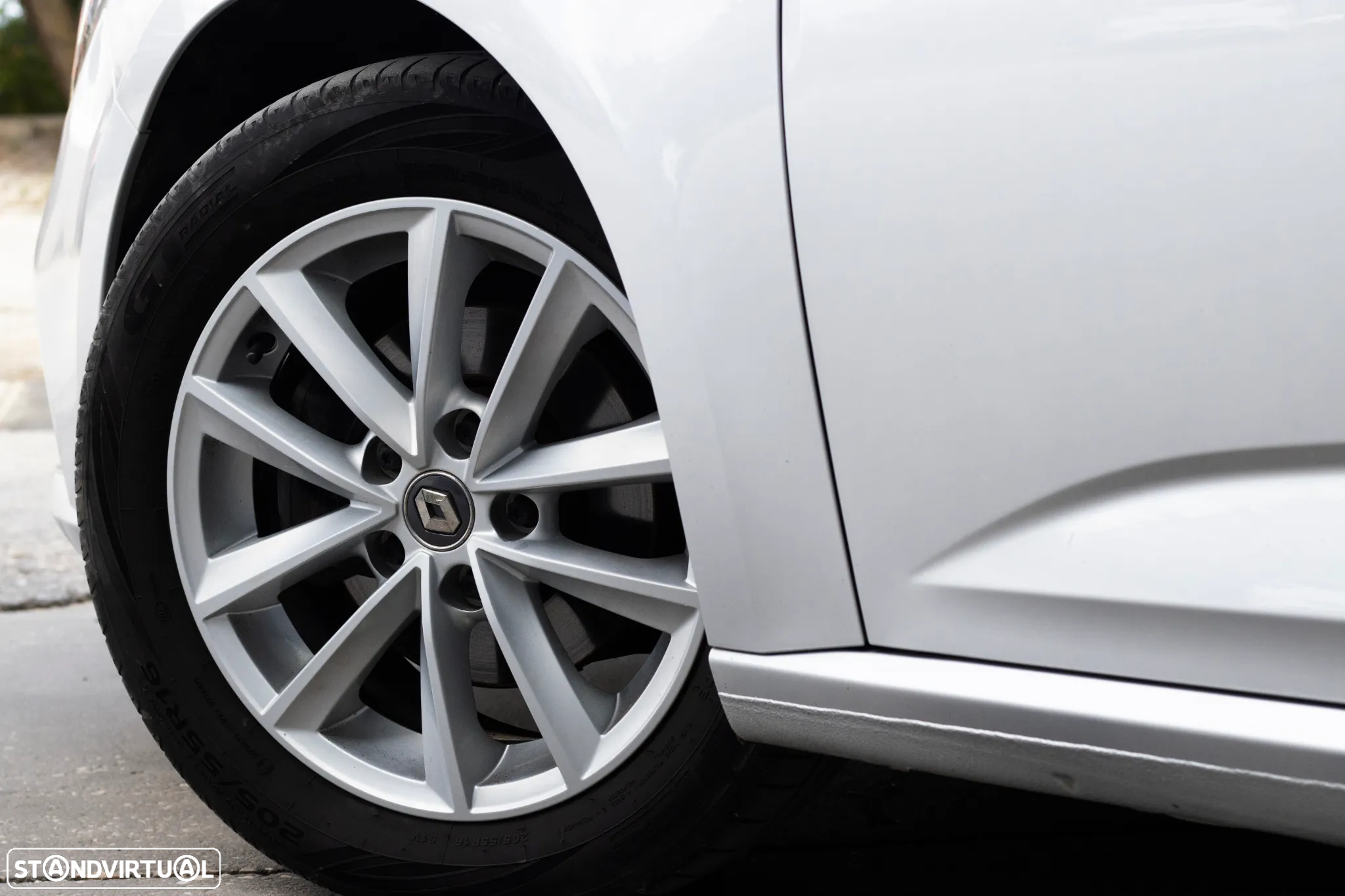 Renault Mégane Sport Tourer - 3