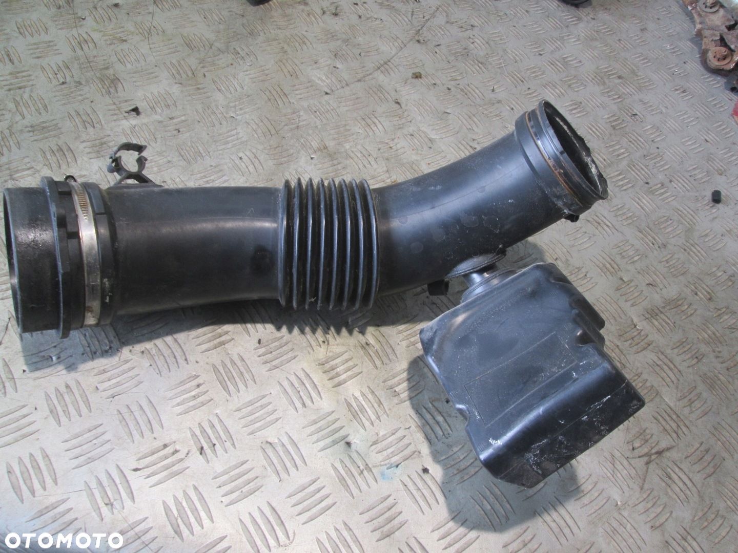 OBUDOWA FILTRA POWIETRZA RURA AUDI A4 B8 A5 3.2 FSI 06E129627S - 1