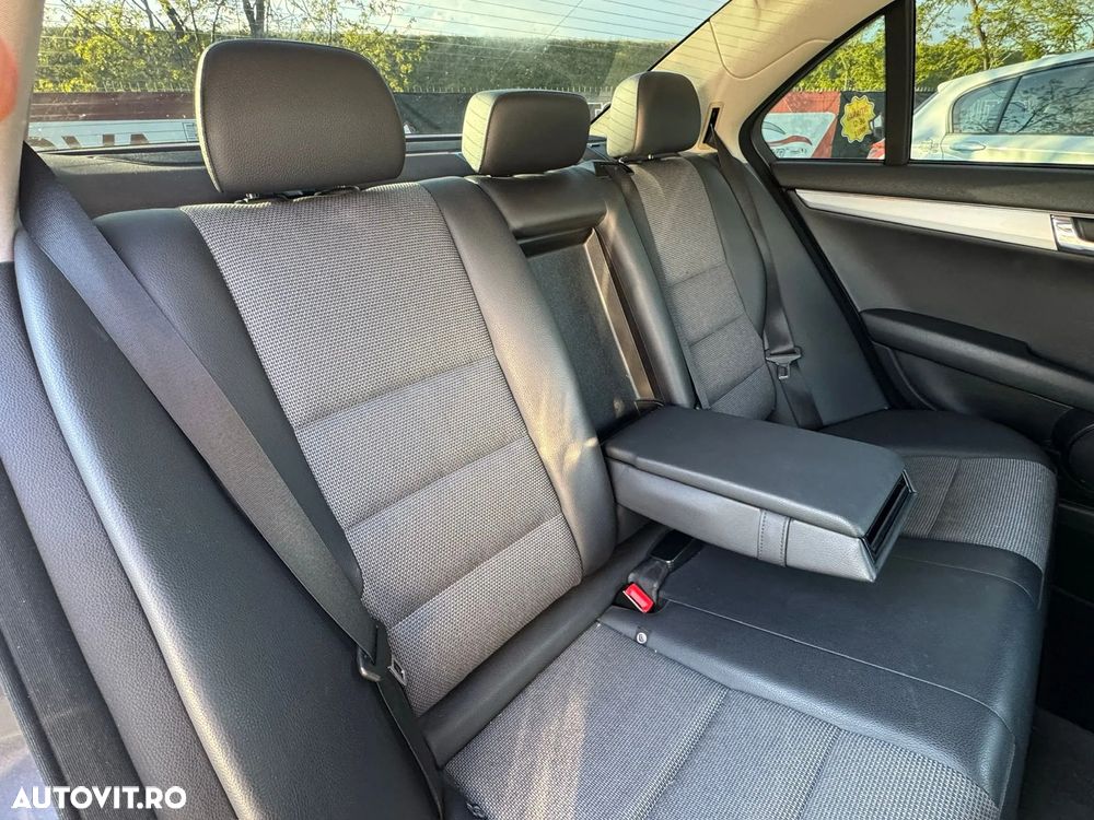 Mercedes-Benz C 250 CDI 7G-TRONIC Avantgarde Edition - 14